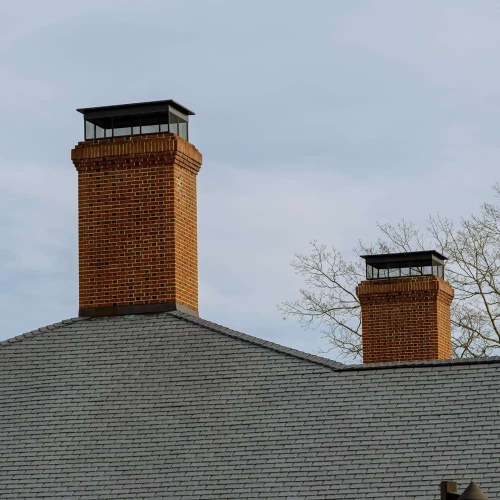 Tapas para chimeneas en Rianxo